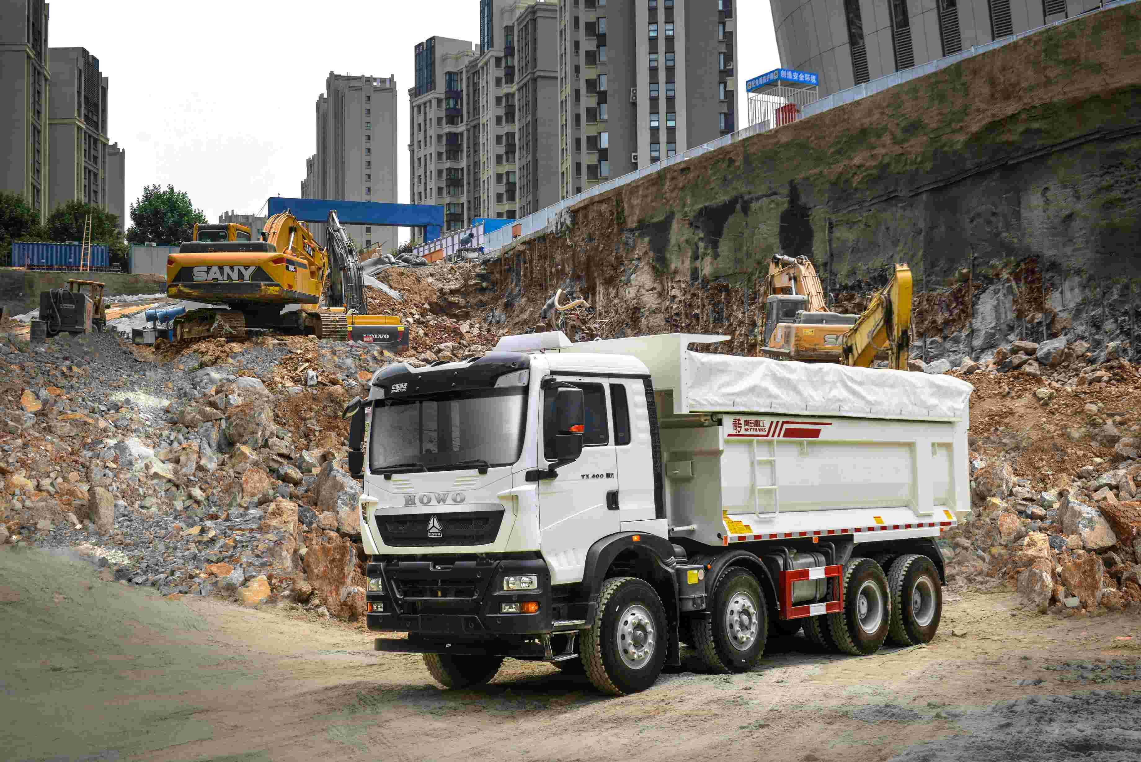 HOWO-TX 8x4 tipper